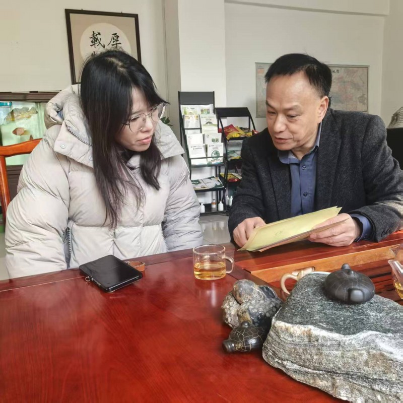 Mr Cao no Zhejiang apmeklēja Baosheng barības rūpnīcu pārbaudes ekskursijai